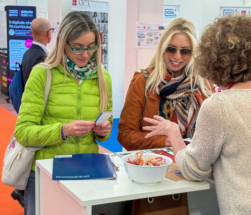 Docenti alla scoperta delle proposte TIENIMIDOCCHIO a Didacta Italia – Edizione Abruzzo 2026